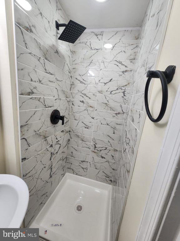 Building Photo - 14120 Silver Teal Way