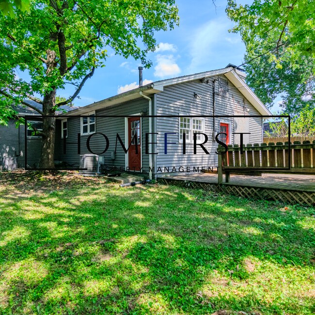 Building Photo - 216 Magnolia Dr