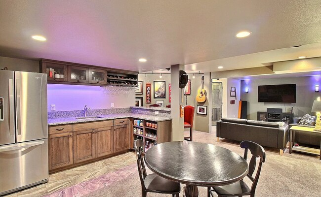 Building Photo - Spacious 4-Bedroom Home with Huge Fenced Y...