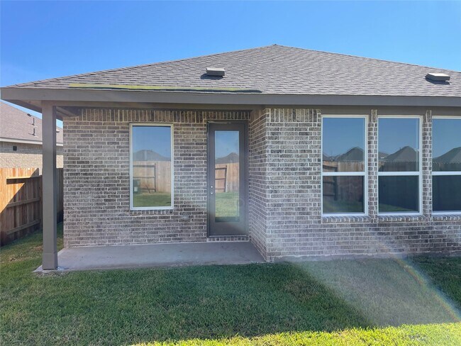 Building Photo - 6423 Symphony Wave Dr