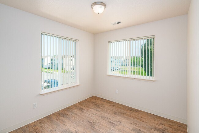 Building Photo - 7804 Leverett Ct