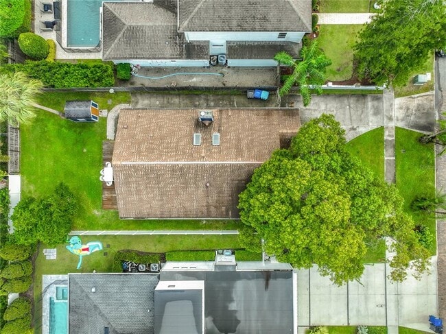 Building Photo - 1681 Walnut Ave