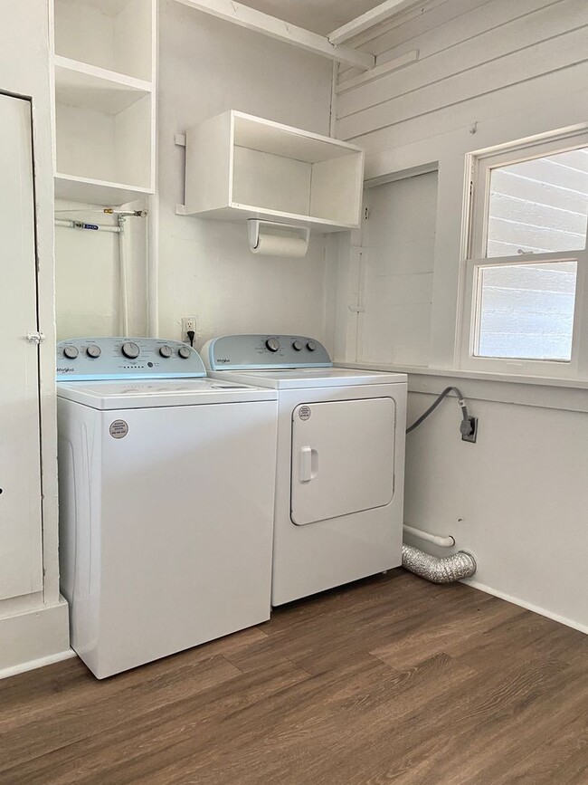Building Photo - Remodeled 3 Bedroom Bungalow in OKC's Plaz...