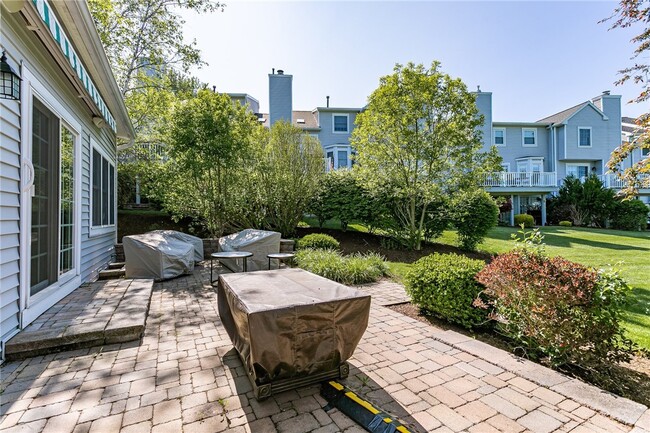 Building Photo - 72 Windward Way