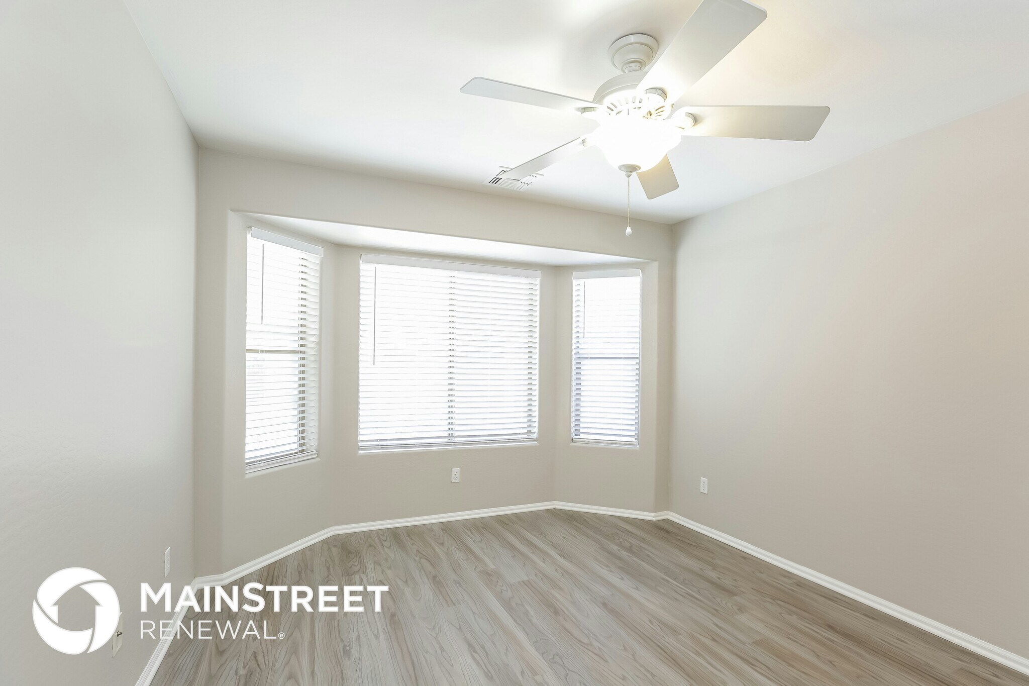 Building Photo - 12409 W Apache St