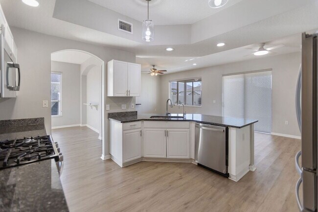 Building Photo - 29704 Eagle Station Dr