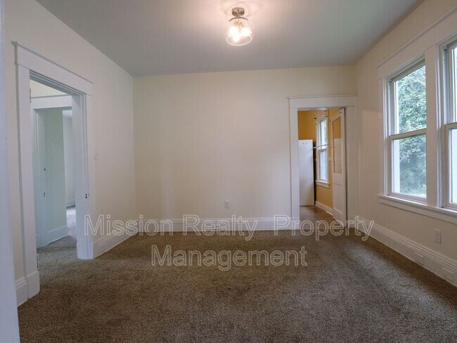 Building Photo - 3225 Detroit Ave