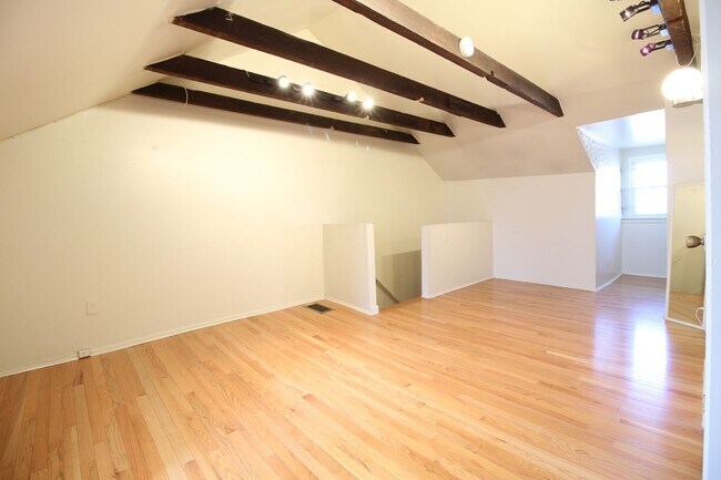 Building Photo - Spacious 2 BR 2 BA w/ Decorative Fireplace...