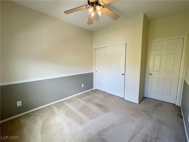 Building Photo - 11761 Del Sur Ave