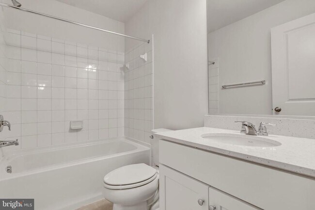 Building Photo - 1648 Sandpiper Bay Lp