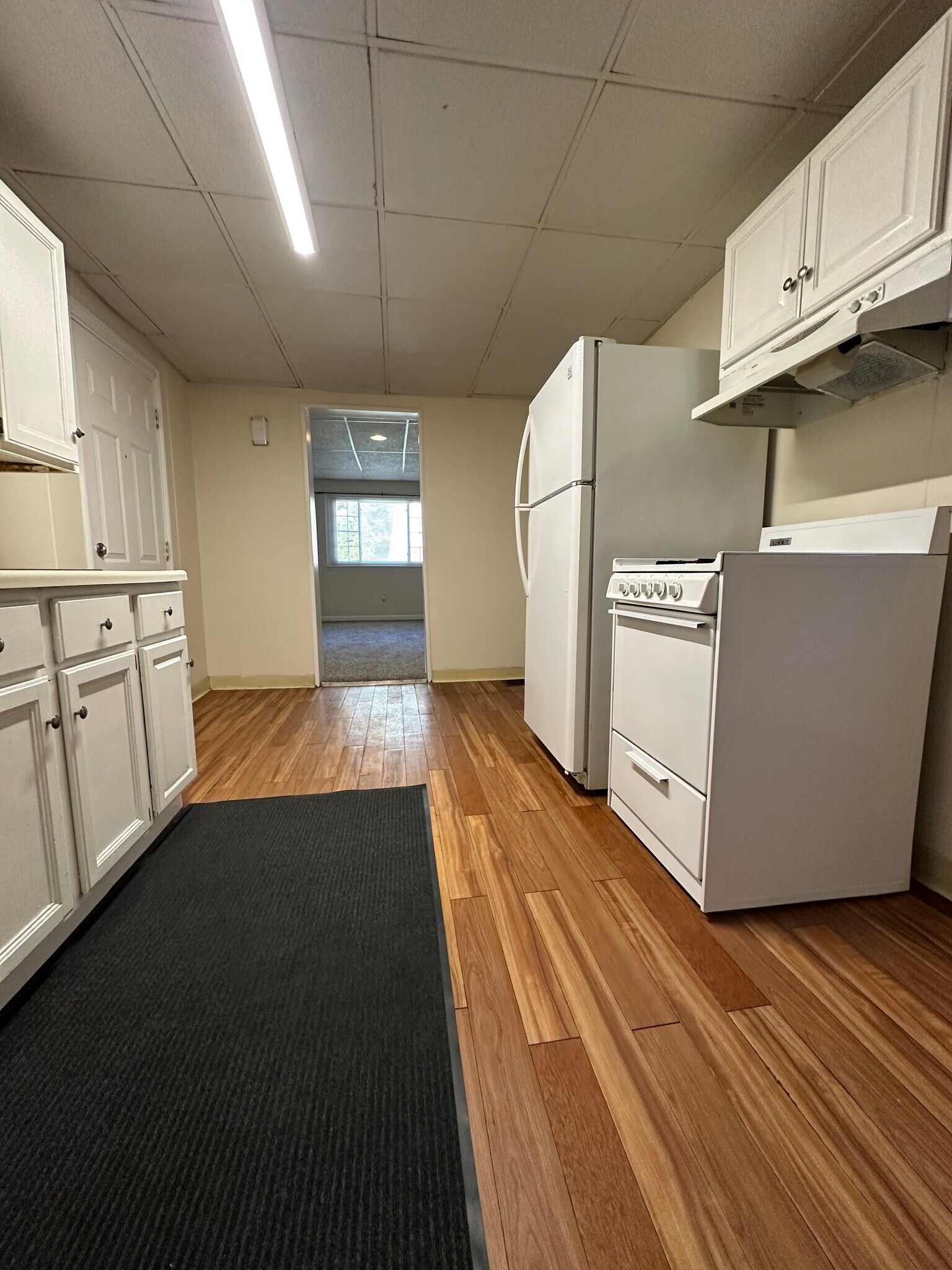 Building Photo - 134 Sherman St