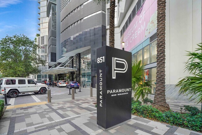 Building Photo - 851 NE 1st Ave