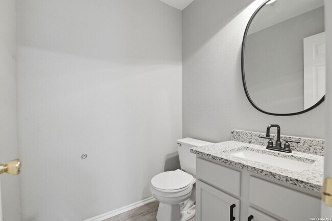 Building Photo - 655 Rattler Bluff