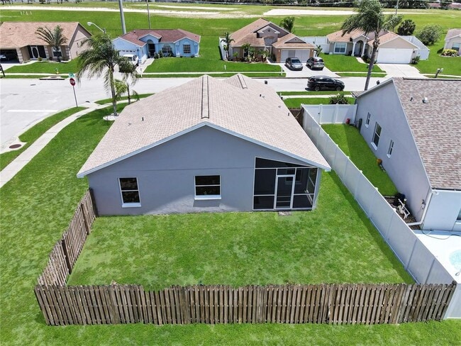 Building Photo - 8227 National Dr