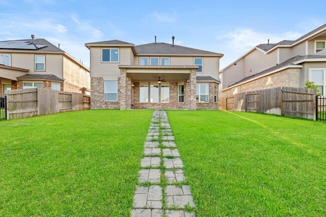 Building Photo - 3506 Lake Bella Megan Dr