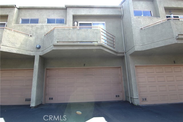 Building Photo - 15349 Hunsaker Ave
