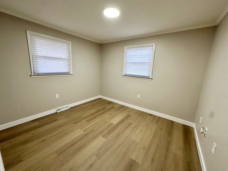 Building Photo - 206 Bittlewood Ave