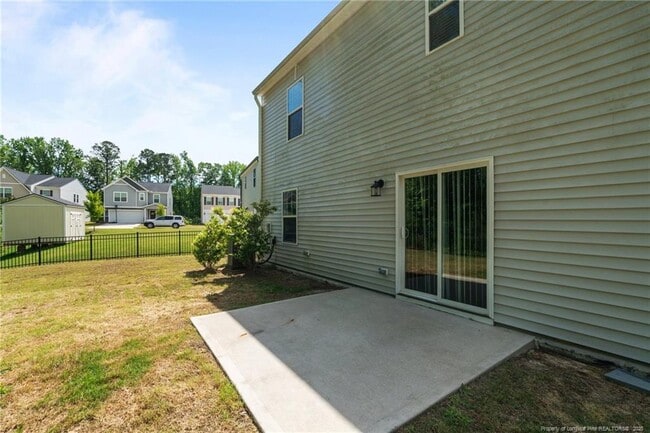 Building Photo - 205 Abercorn Wy