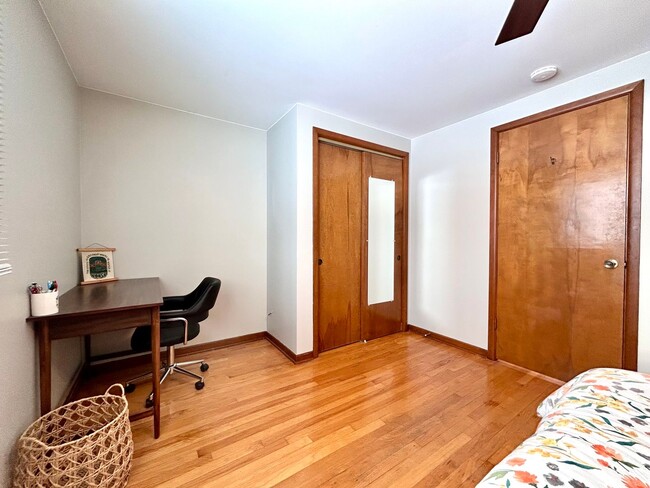 Building Photo - Four Bedroom Home in Southeast Grand Rapids