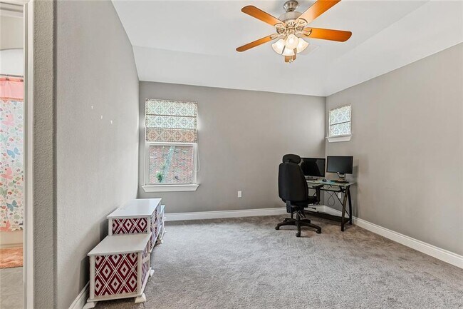 Building Photo - 15521 Bended Knee Dr