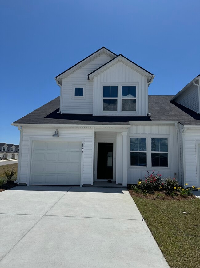 Building Photo - 1158 Pit Crew Dr