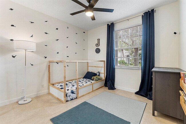 Building Photo - 10650 NW 48th St