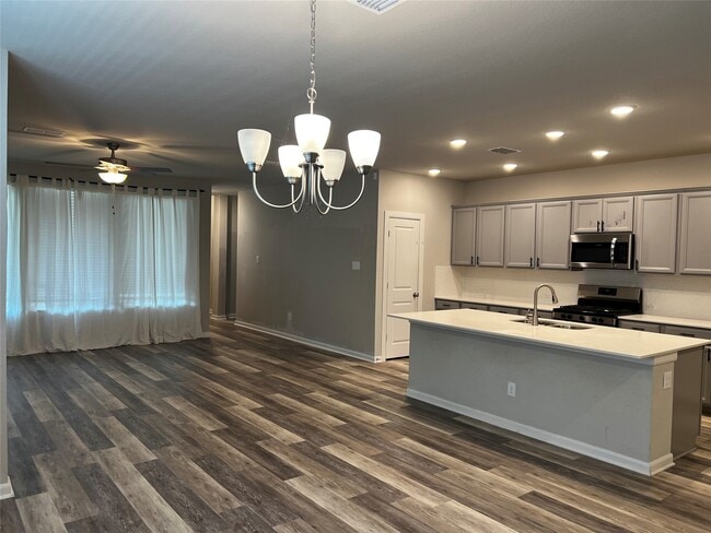 Building Photo - 4929 Blackburn Ln