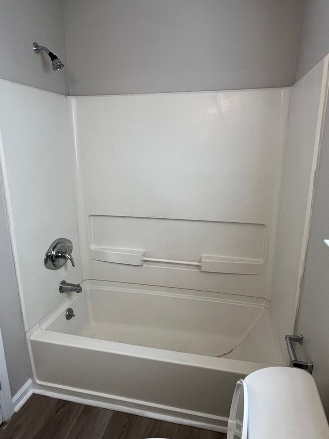 Building Photo - Updated 3 Bed + Loft with Large Garage in ...