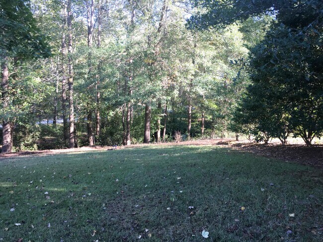 Building Photo - 121 Squires Creek Rd