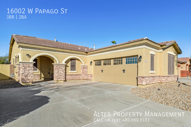 Building Photo - Impressive, Goodyear home