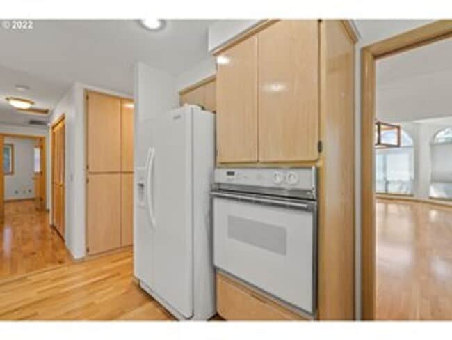 Building Photo - Single Level in Desirable Tigard Neighborhood