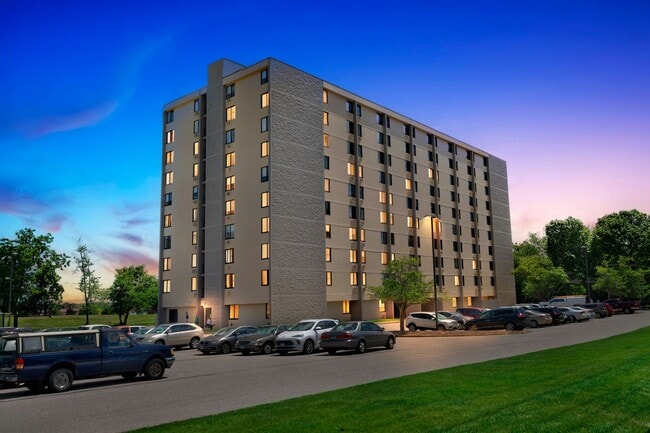 Building Photo - Colona House