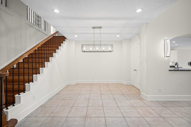 Building Photo - 14227 Flower Creek Ln