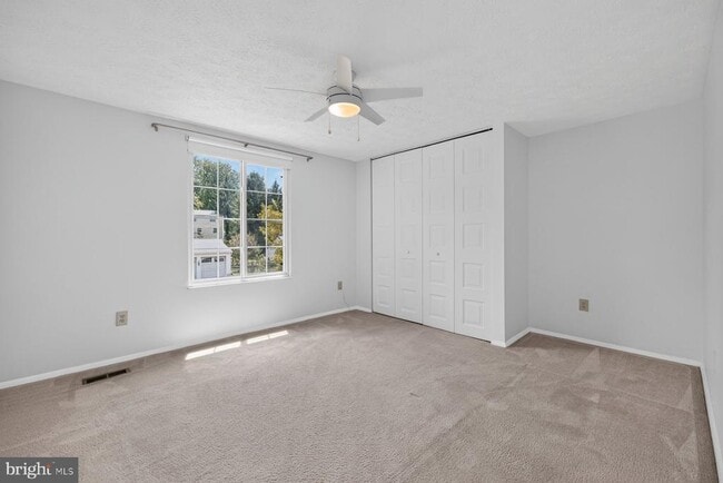 Building Photo - 4009 Shallow Brook Ln