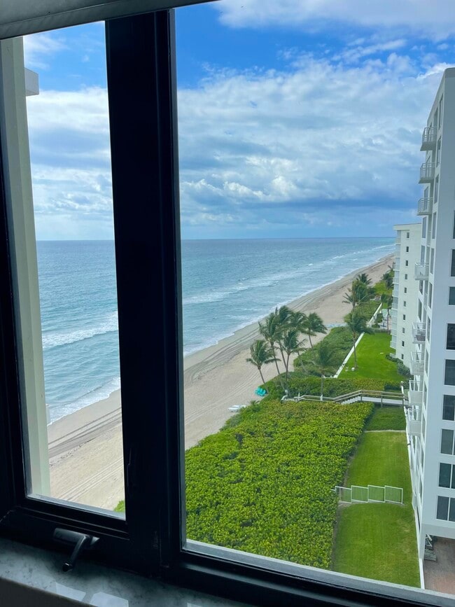 Building Photo - 3009 S Ocean Blvd