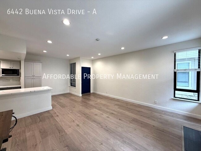 Building Photo - 6442 Buena Vista Dr