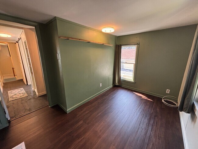 Building Photo - 167 West Ave
