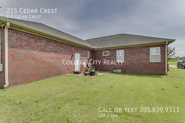 Building Photo - 215 Cedar Crest