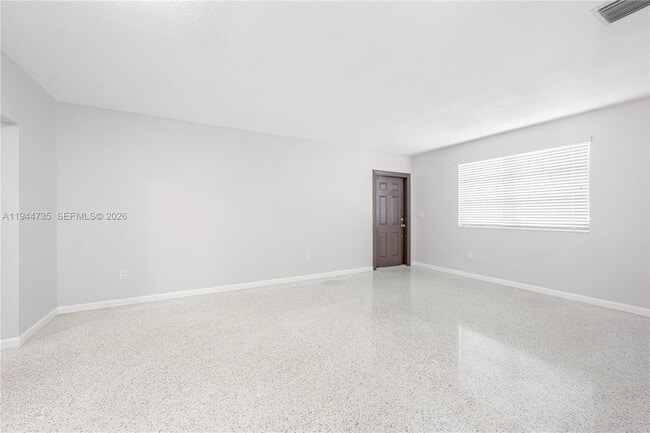 Building Photo - 3855 SW 87th Pl