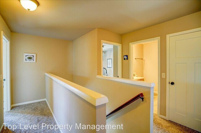 Building Photo - 4 br, 2 bath House - 668 Pelican Ln