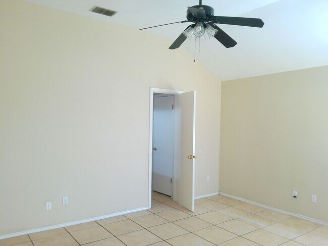 Building Photo - 7818 Wolverine Dr