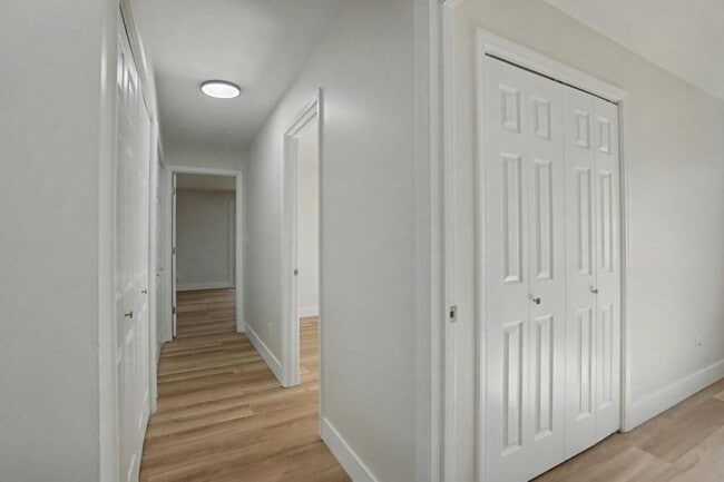 Building Photo - 7882 Lockport Blvd