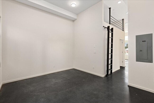Building Photo - 3Bd/3Ba Seattle Townhouse