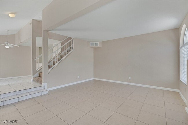 Building Photo - 8027 Teresita Ave
