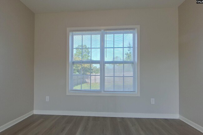 Building Photo - 403 Parkstone Ct