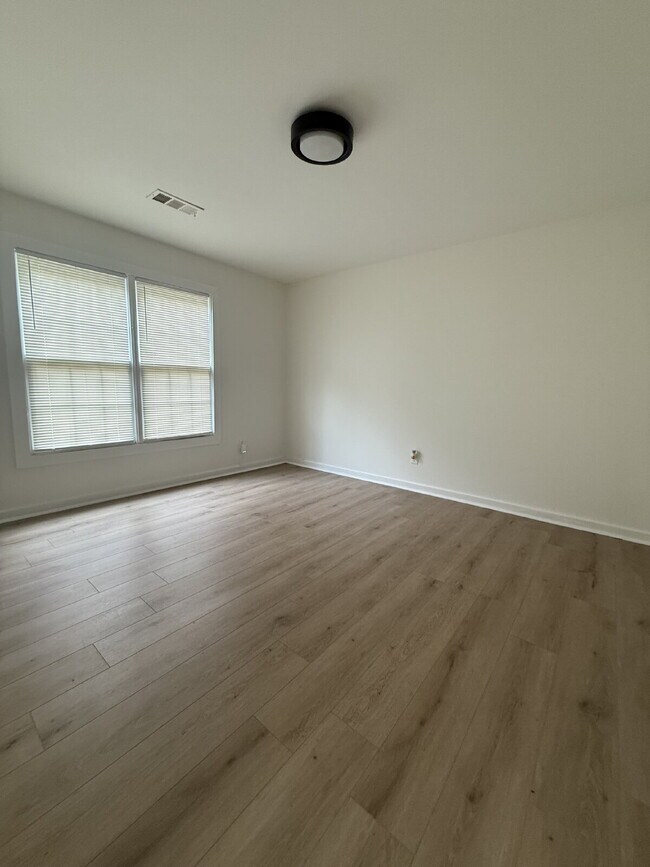 Building Photo - SECTION 8 WELCOME - "Charming and Spacious...