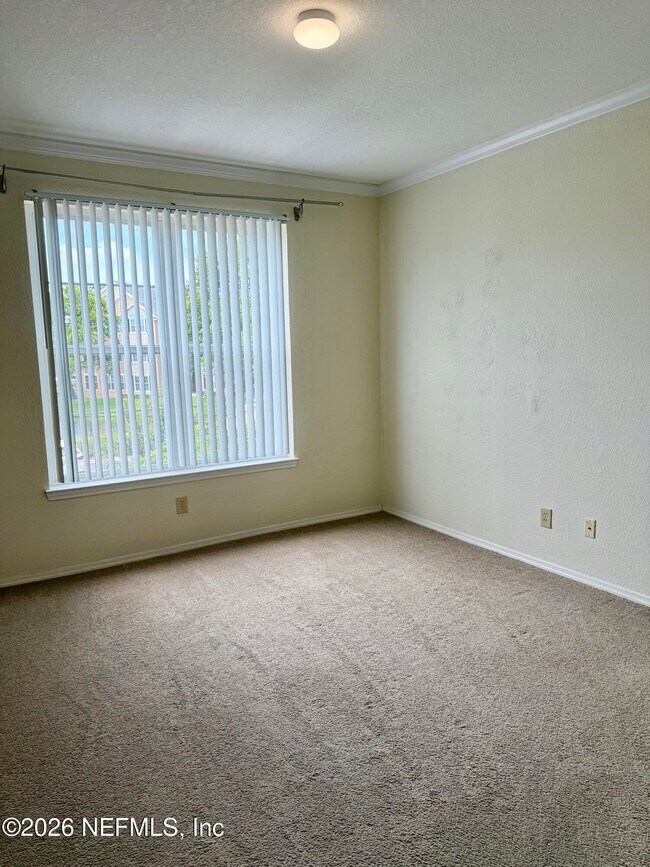 Building Photo - 13810 Sutton Park Dr N