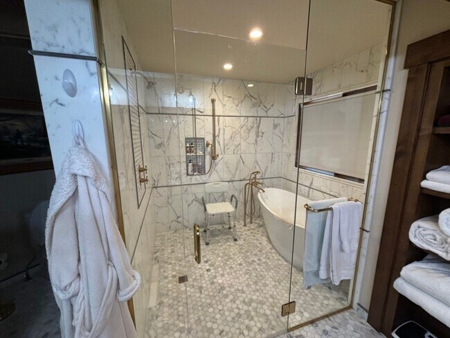 Building Photo - 973 Sand Iron Dr
