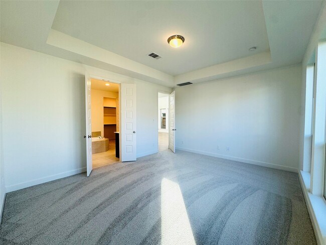 Building Photo - 4418 Noah Grv Ln