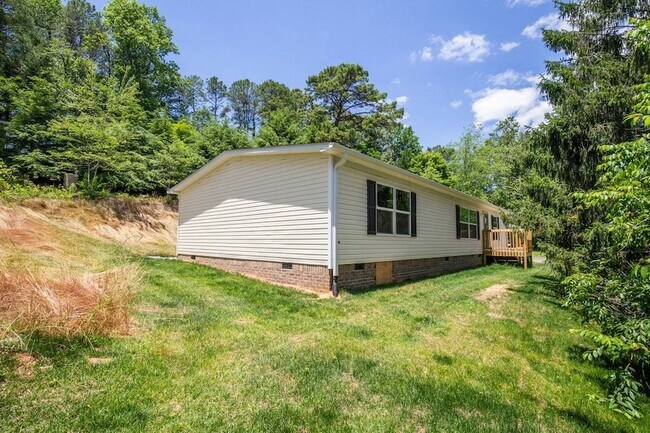 Building Photo - 429 W Sunshine Ln